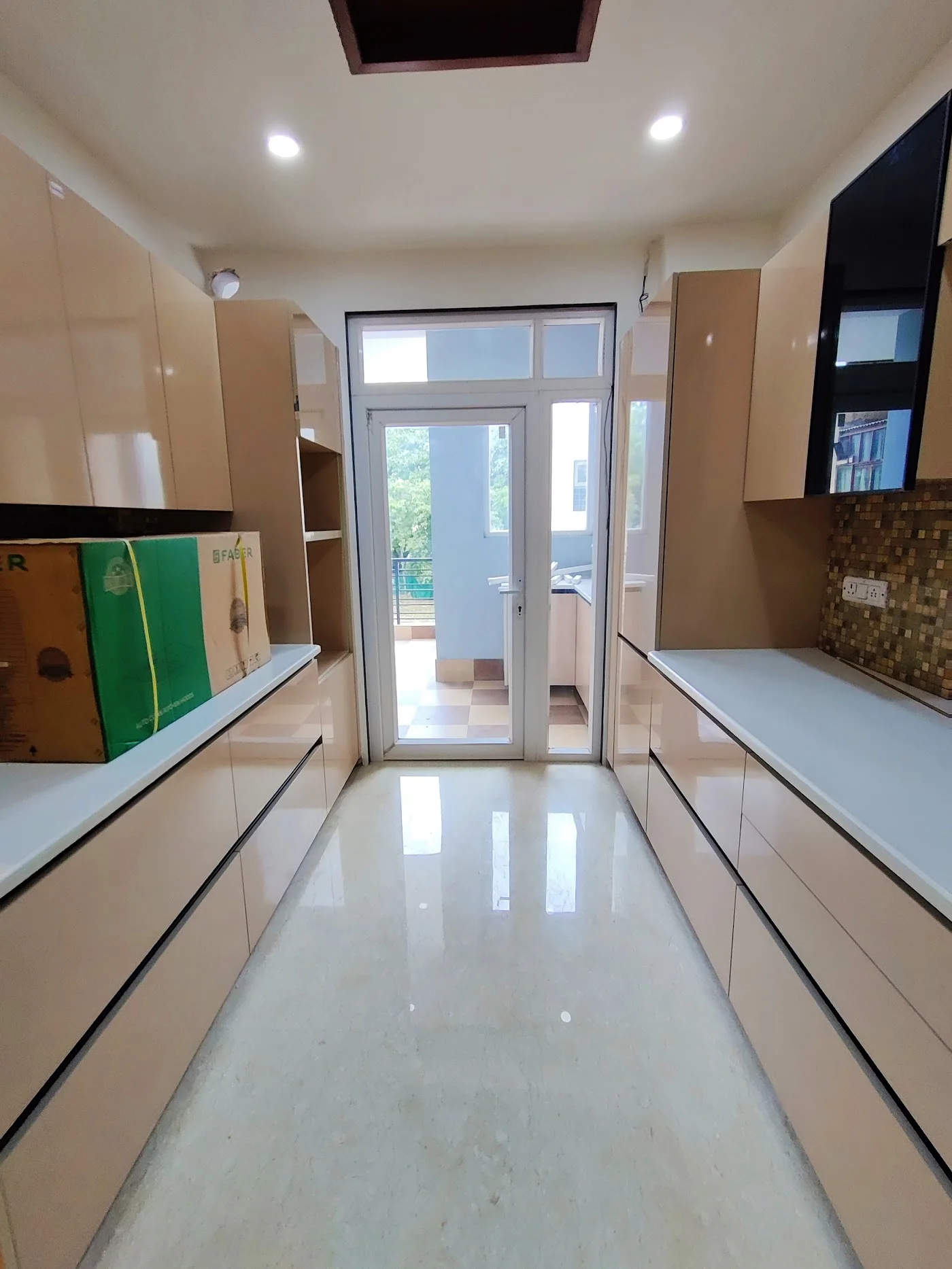 Plots and investment properties image