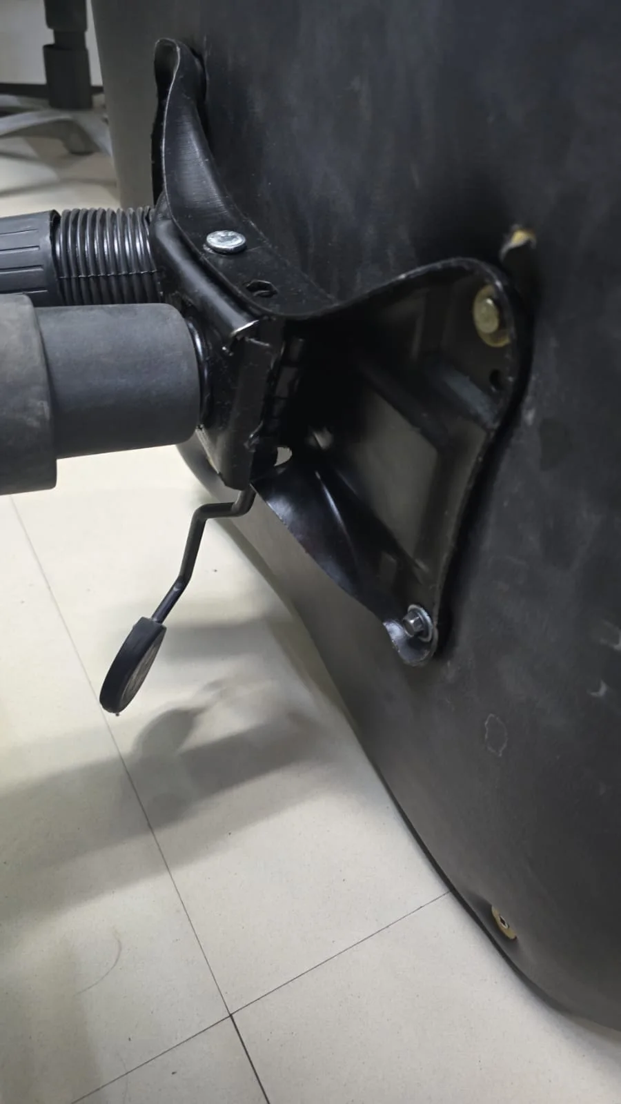 Reupholstery and fabric replacement image