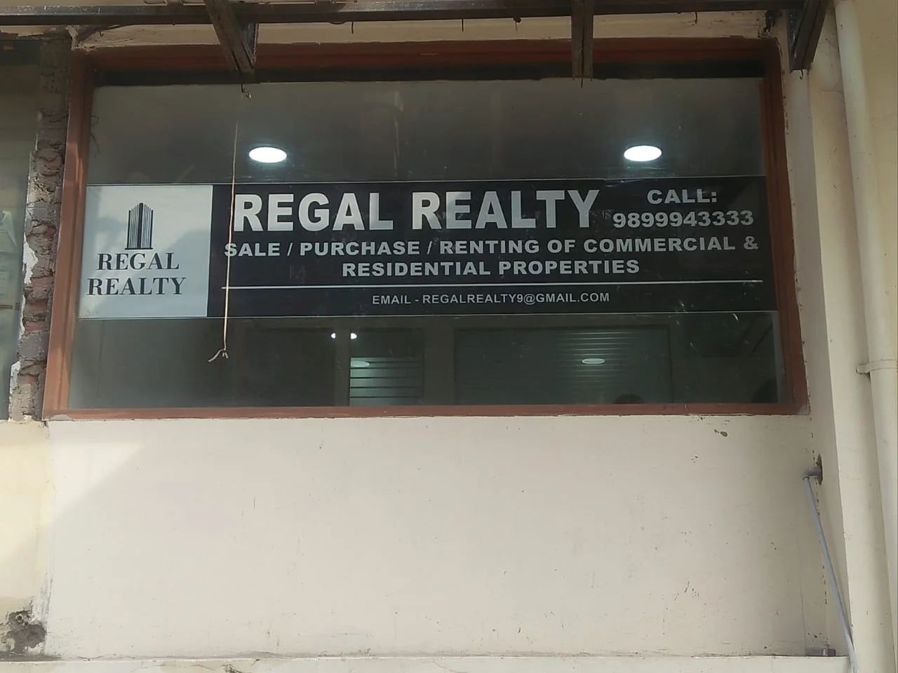 Transaction paperwork & legal assistance image