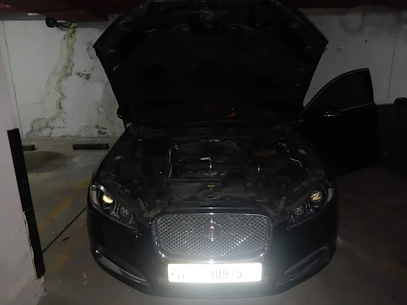 Battery Service & Replacement image