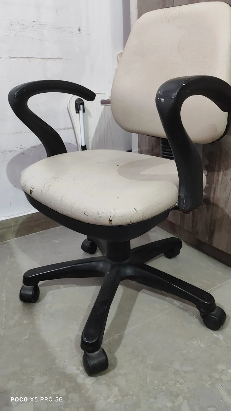Residential chair repairs image