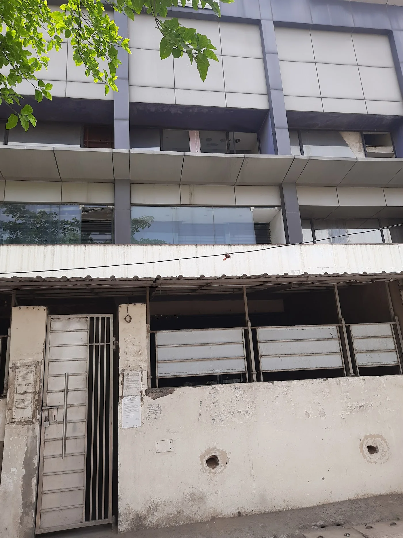 Commercial property brokerage image