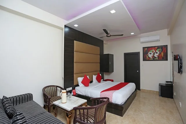 Deluxe Room image