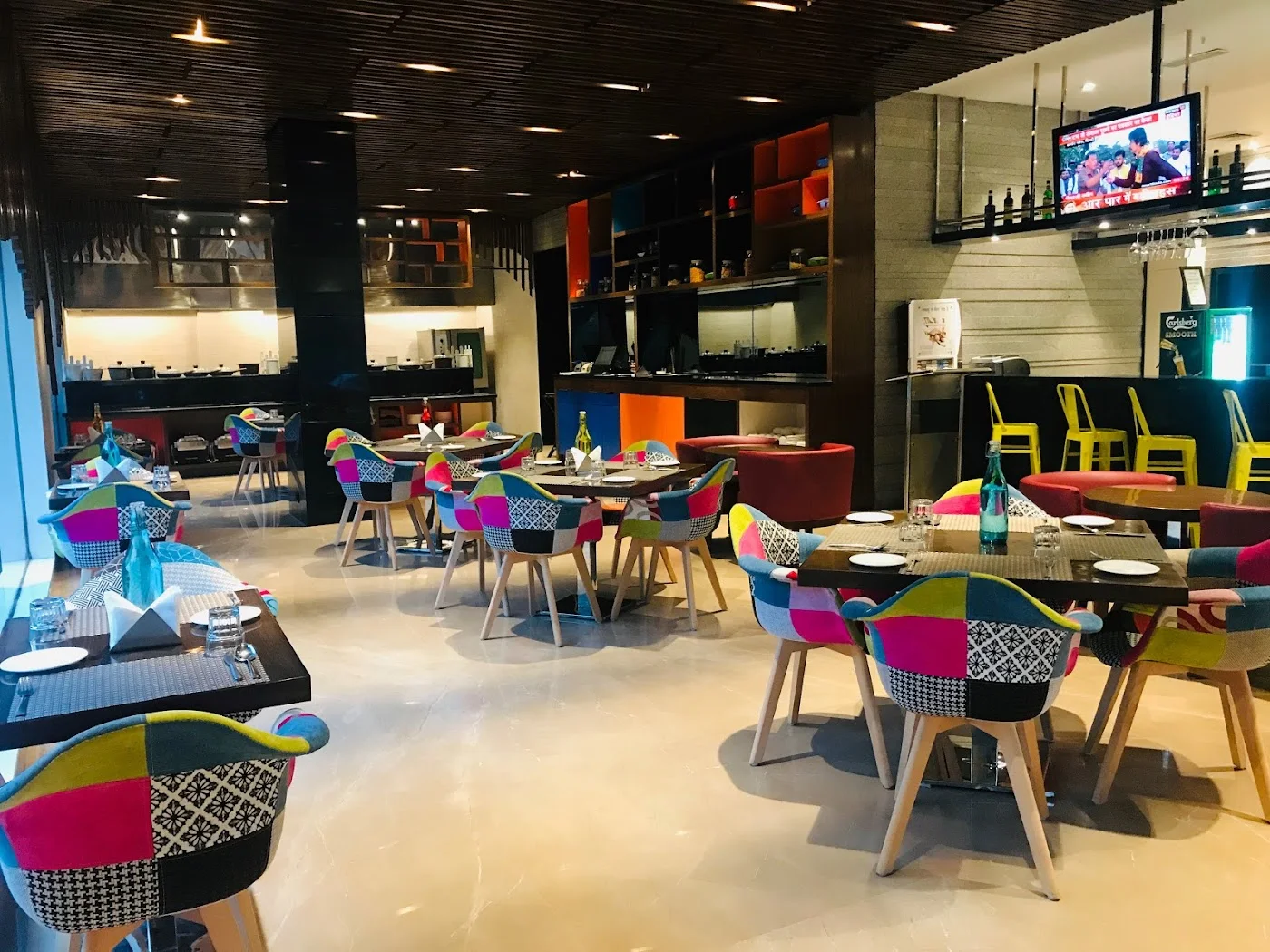 Breakfast Buffet & Dining image
