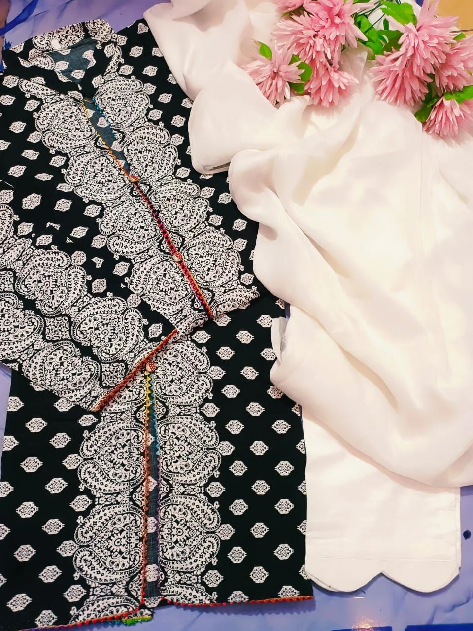 In-store shopping image