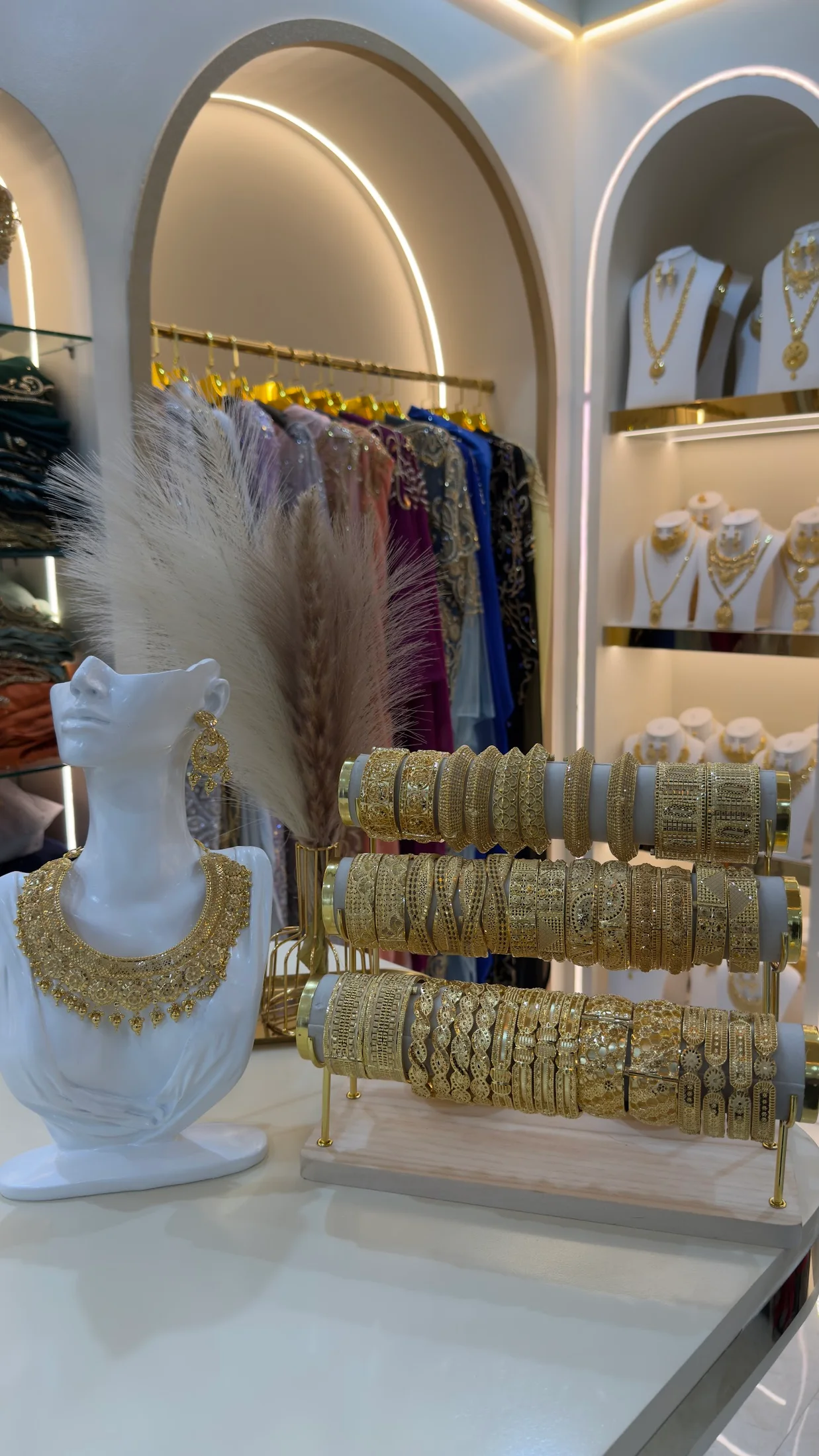 Evening & Occasion Wear image