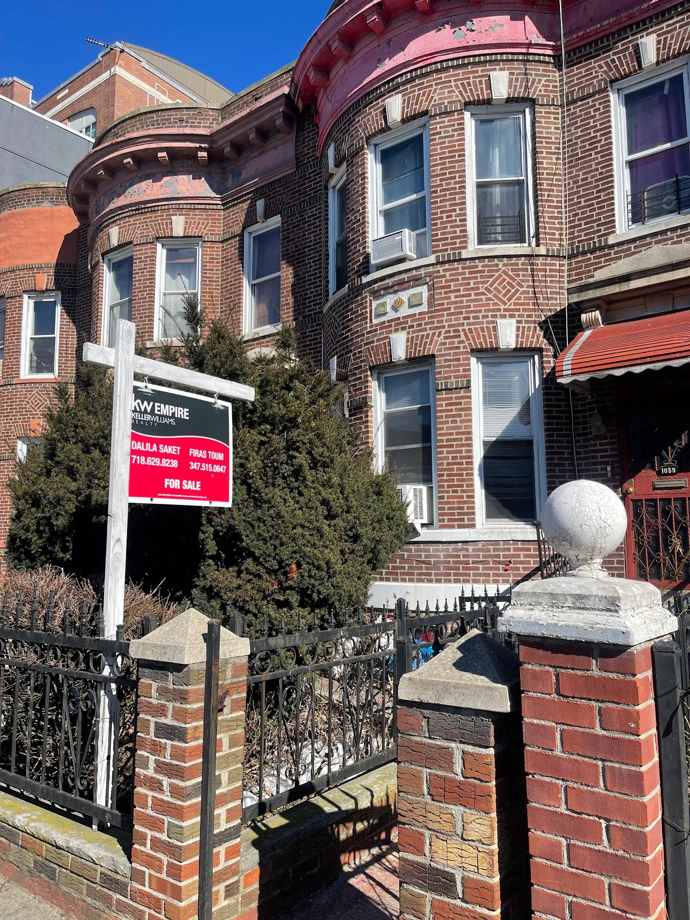 Consultation & downsizing assistance image