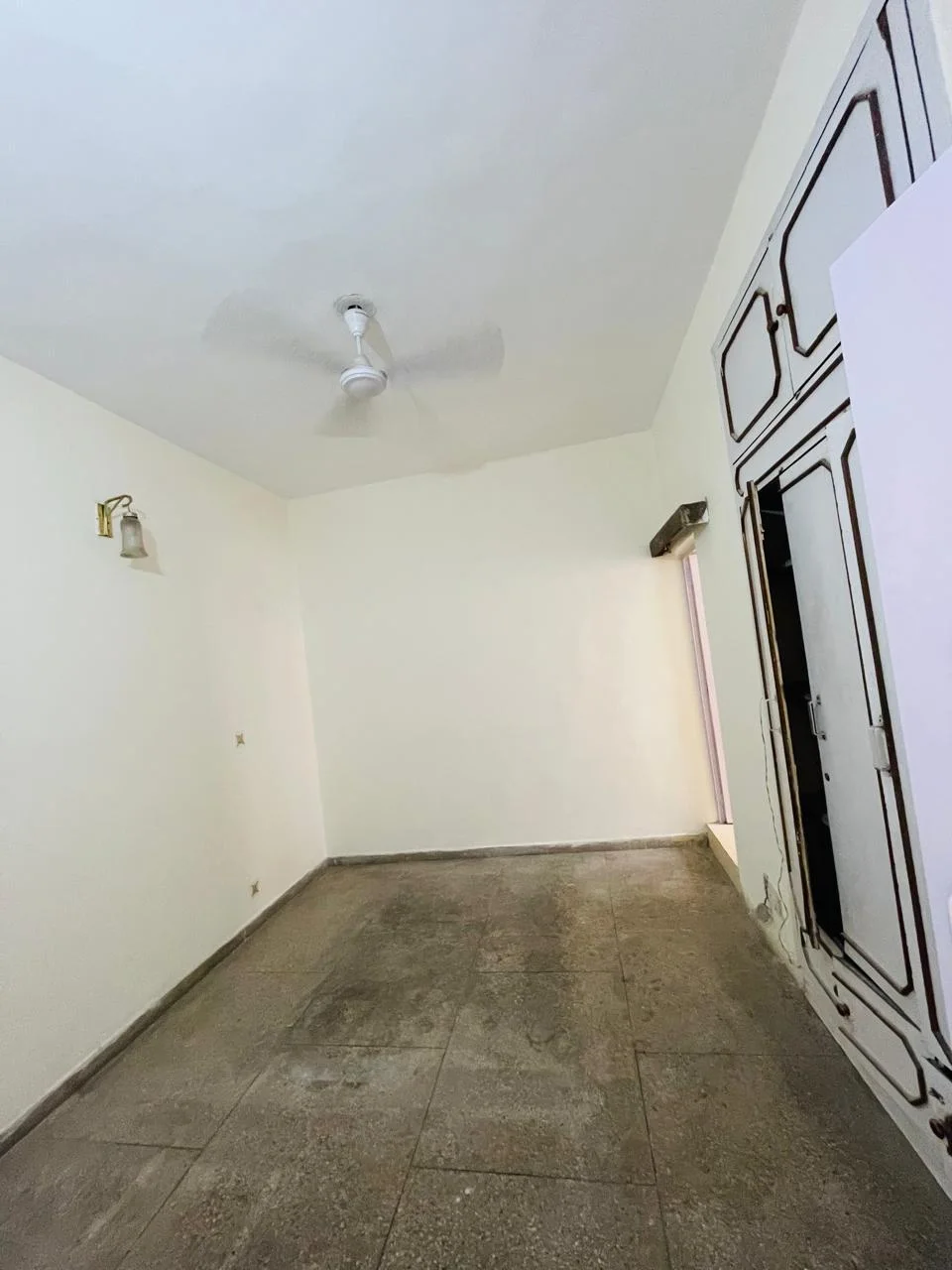 Property Sales (Flats) image