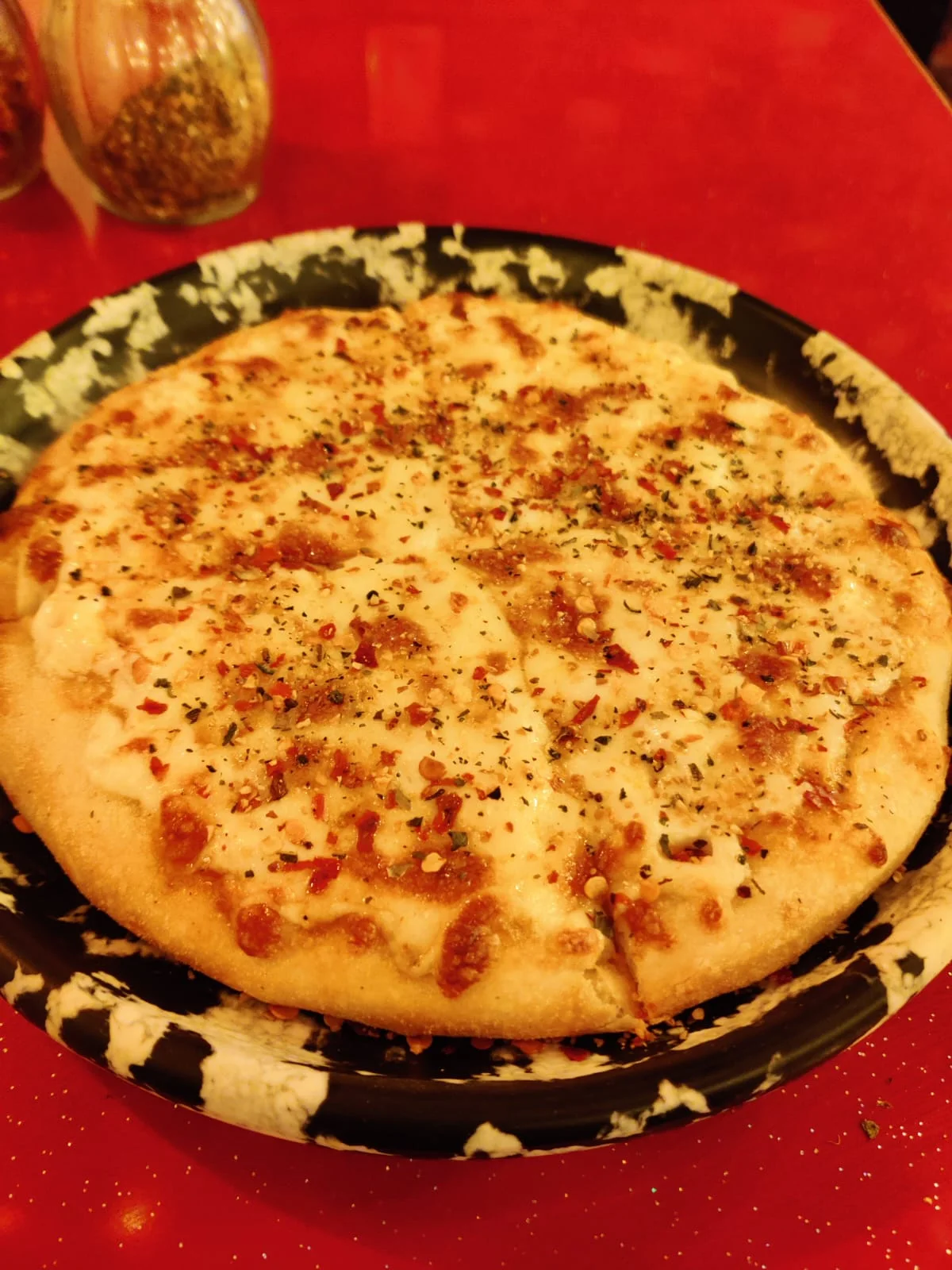 Margherita Pizza (Medium) image
