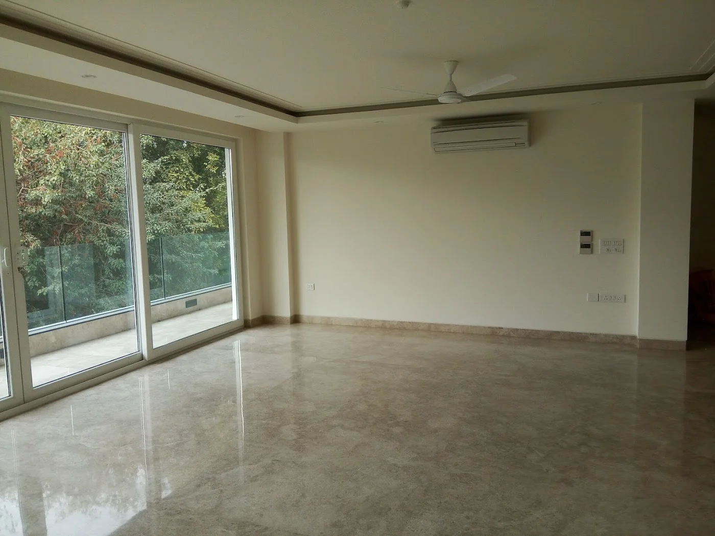 Property buying assistance image