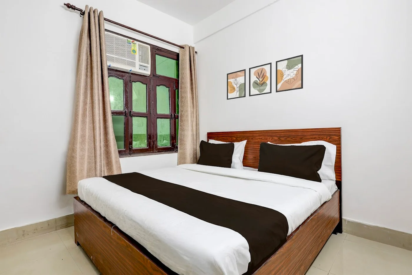 Deluxe Room image