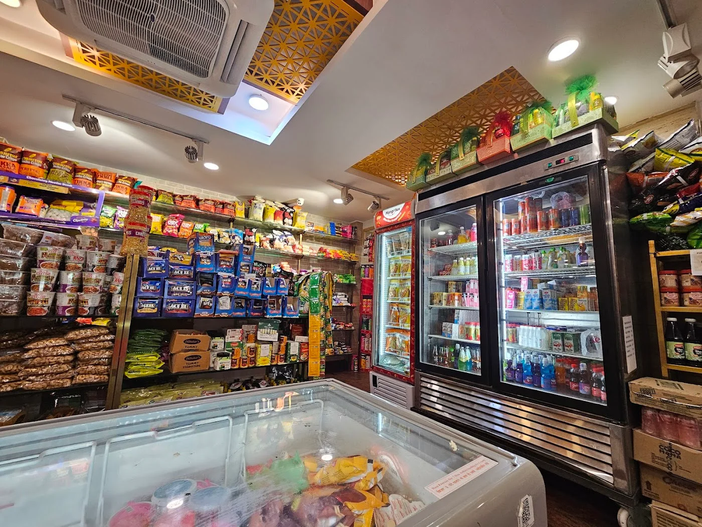 Packaged Snacks & Party Supplies image