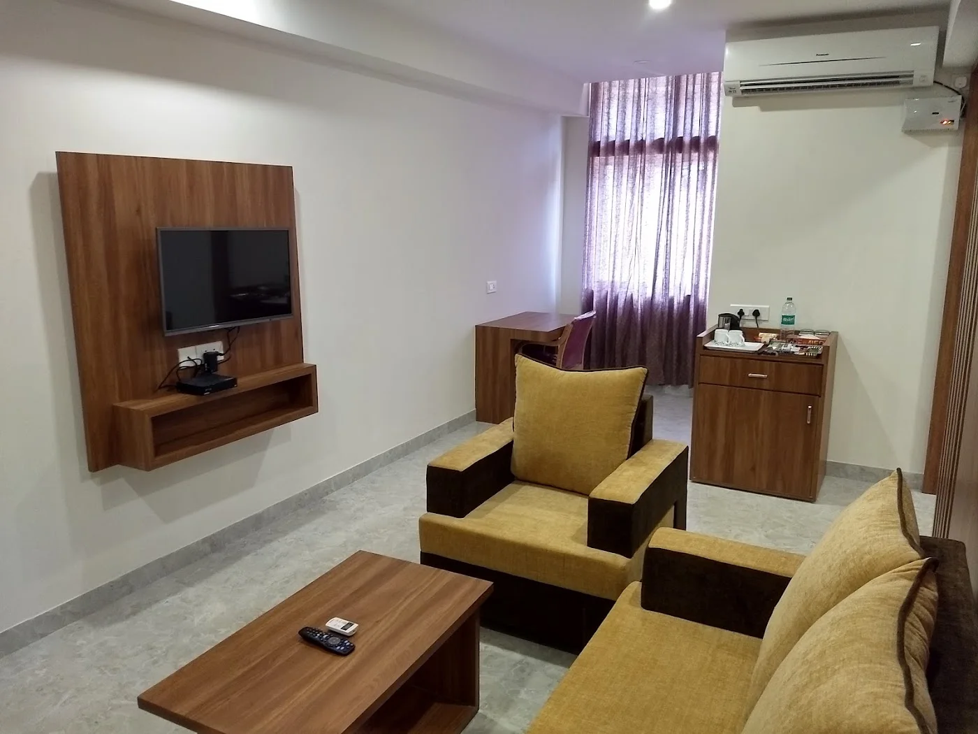 Family Room image