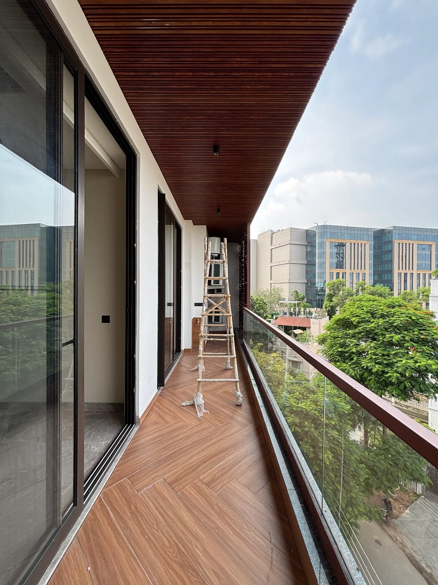 Buyer representation — Family apartment image