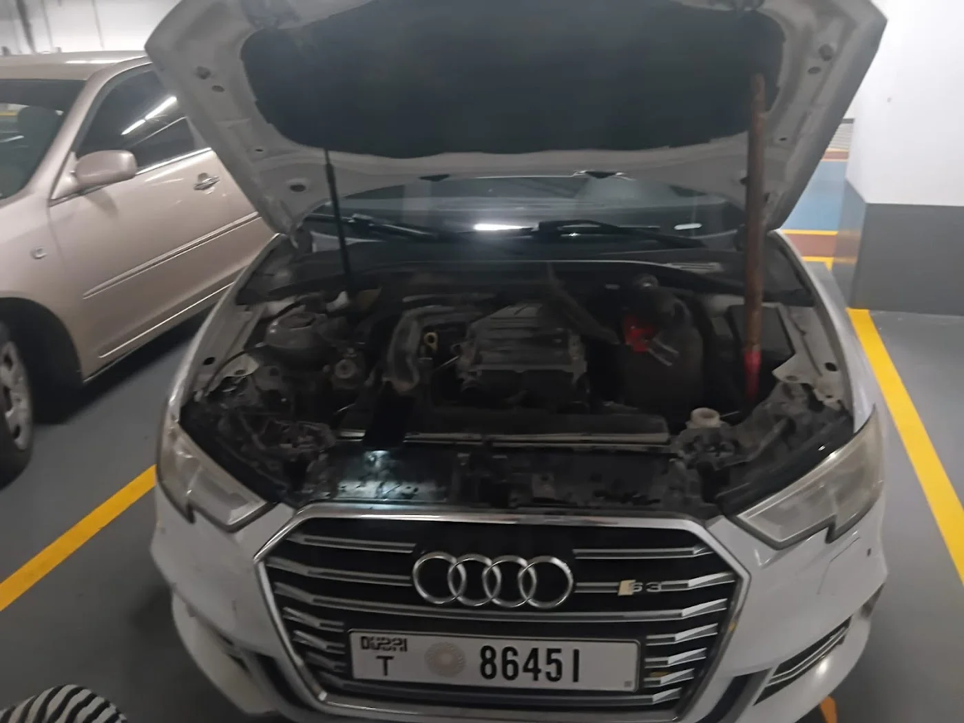 Emergency Roadside Assistance image
