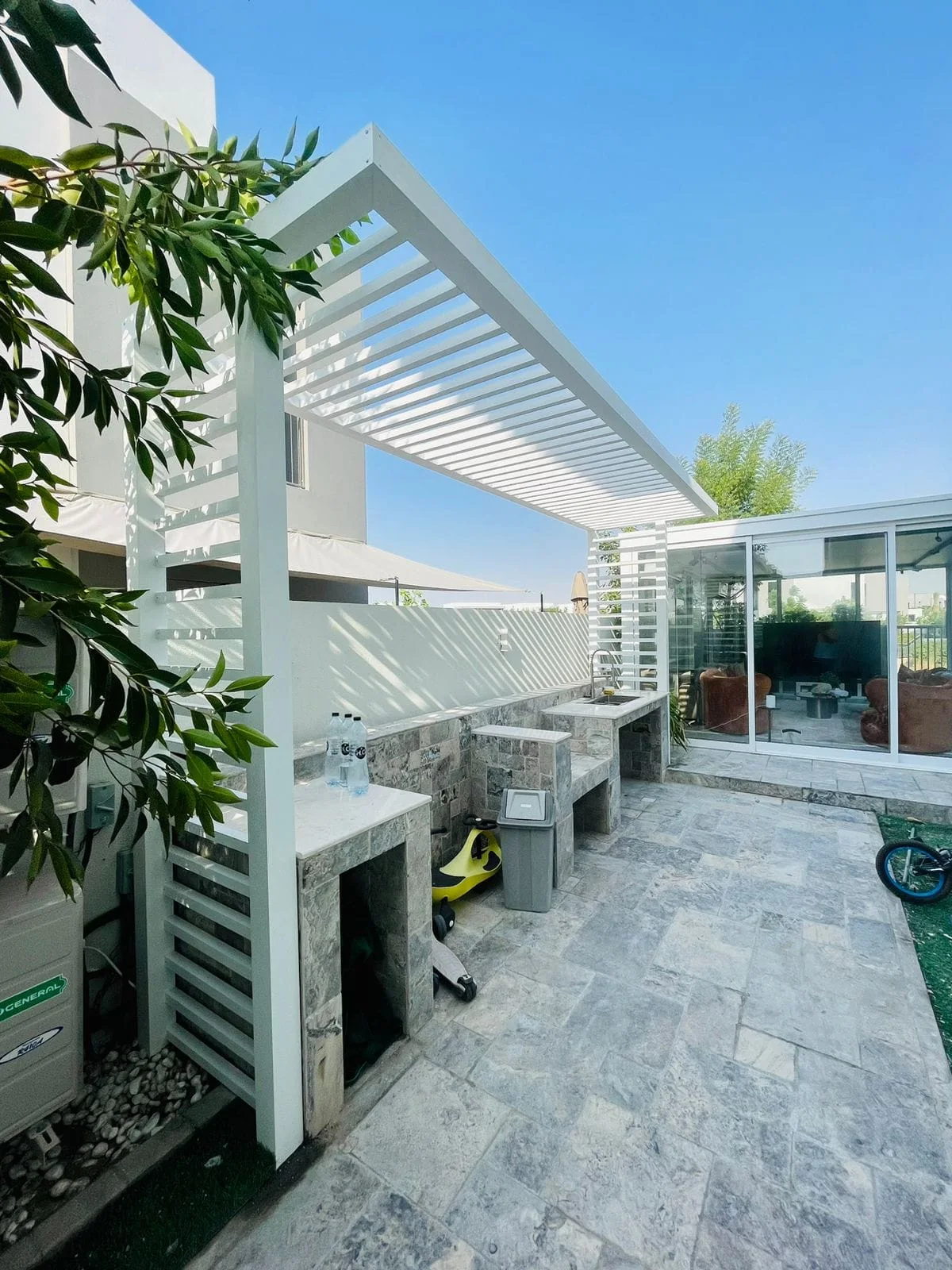Full renovation management image