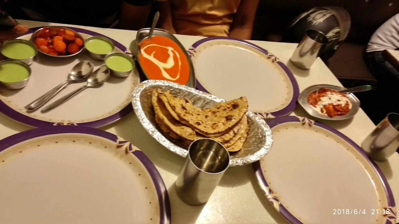 Mixed Vegetable Thali image