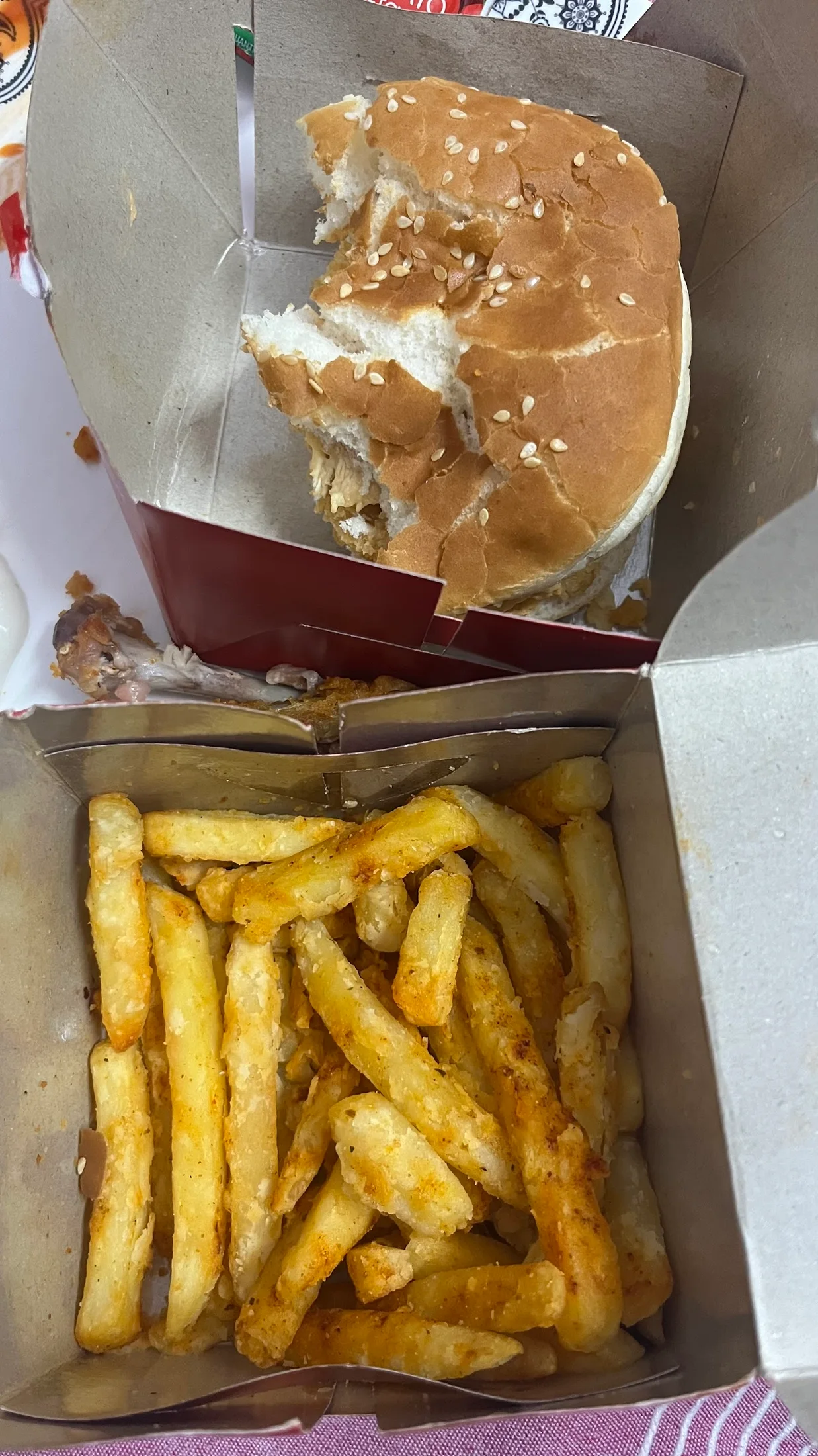 Crispy Chicken Burger image