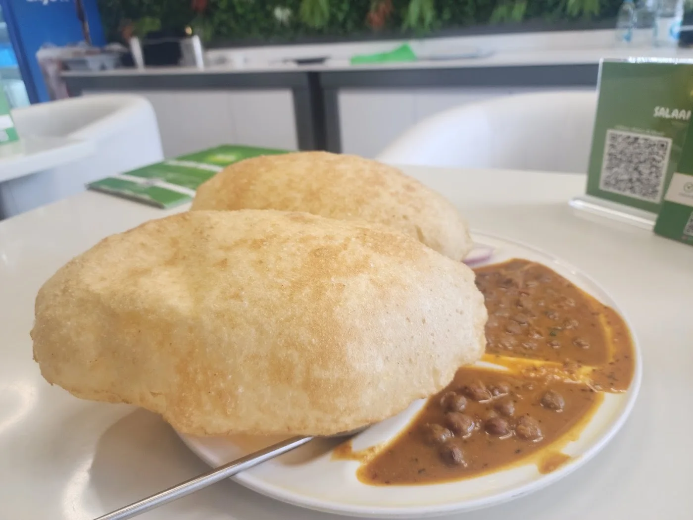 Chole Bhature image