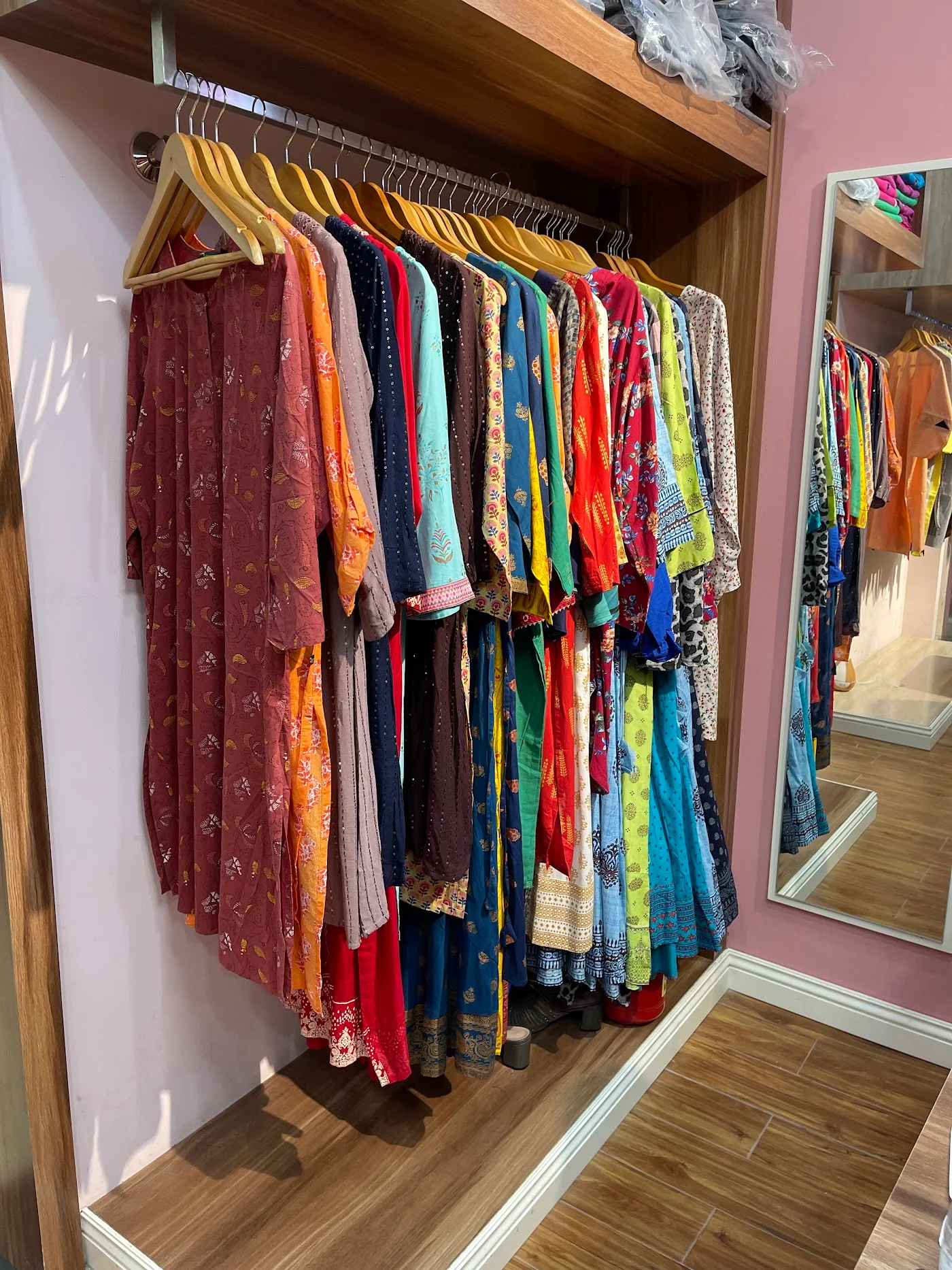 In-store Tailoring image