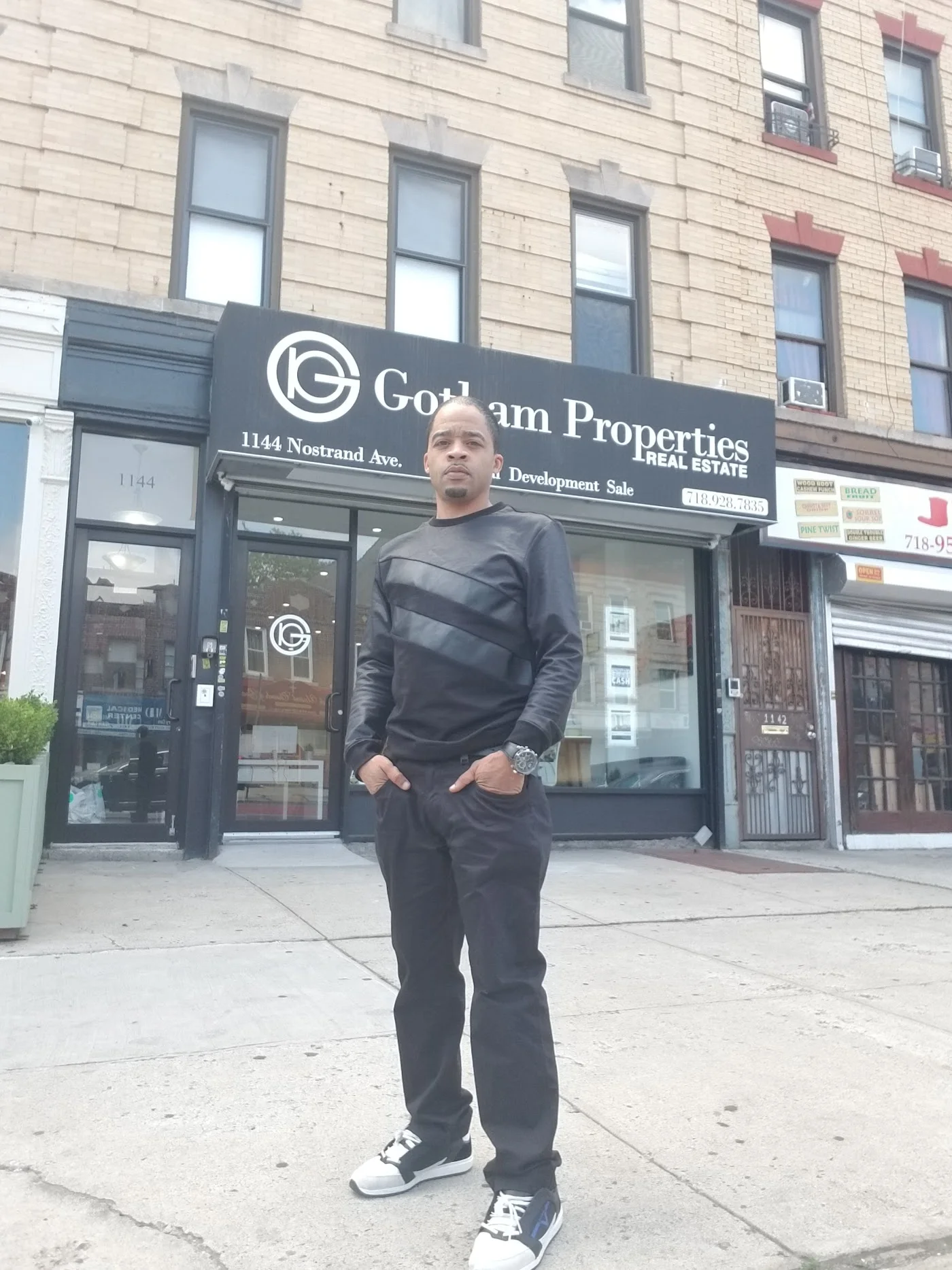 Representative Rental & Sales Support image