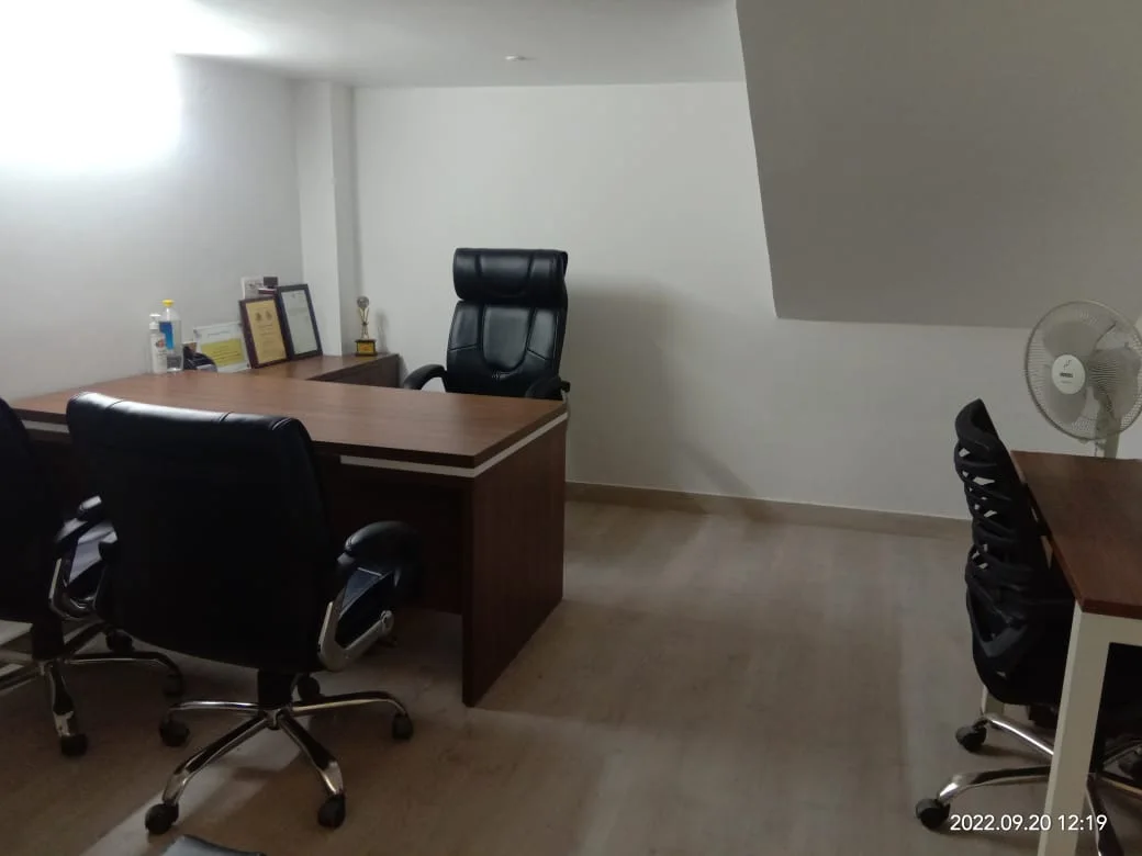 Apartment and Room Sourcing image