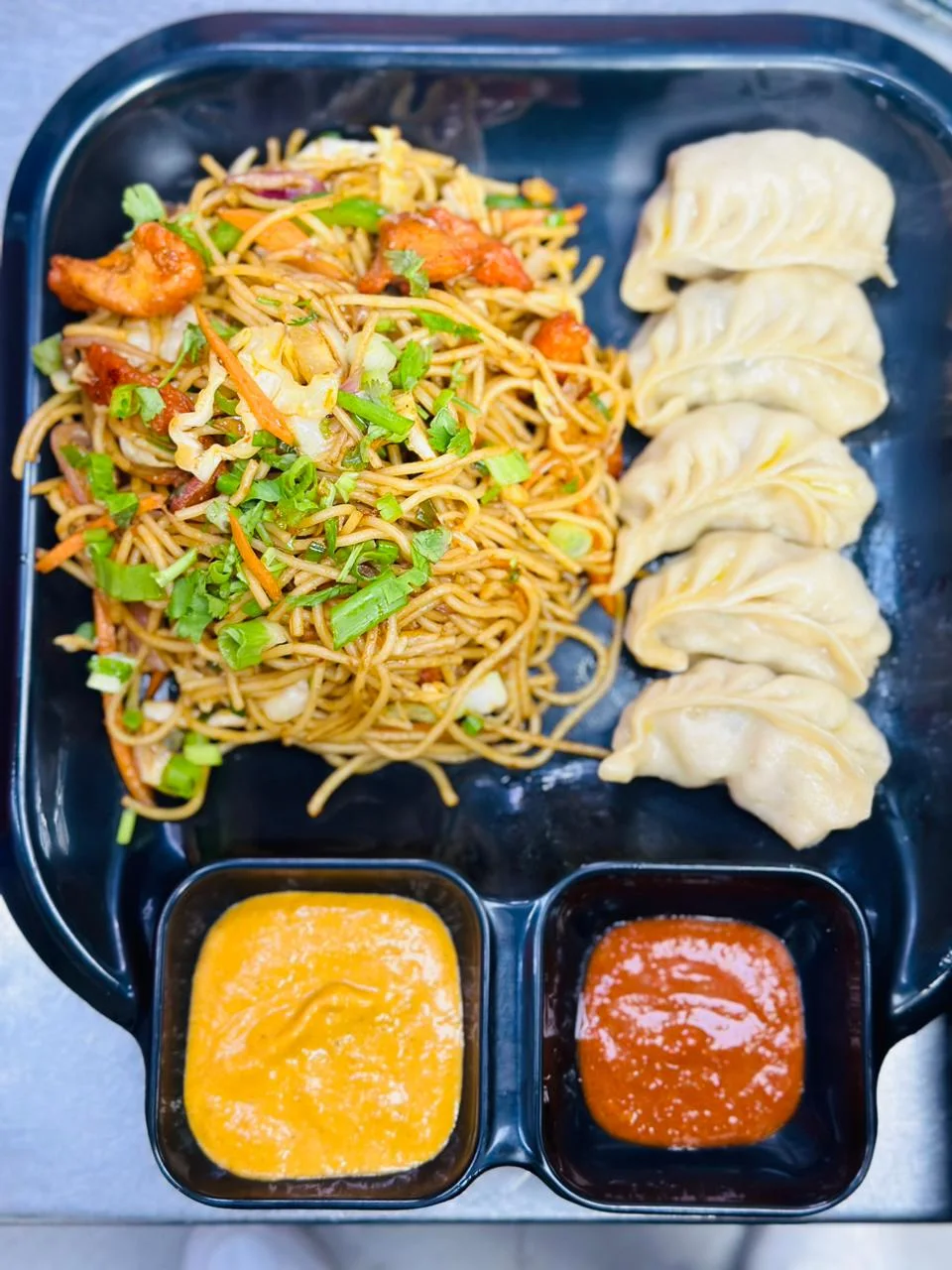 Veg Momos (8 pcs) image