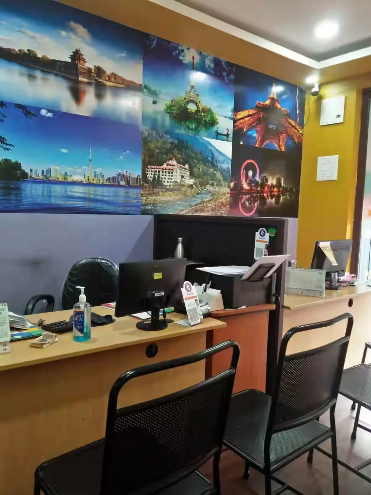 Group travel management image