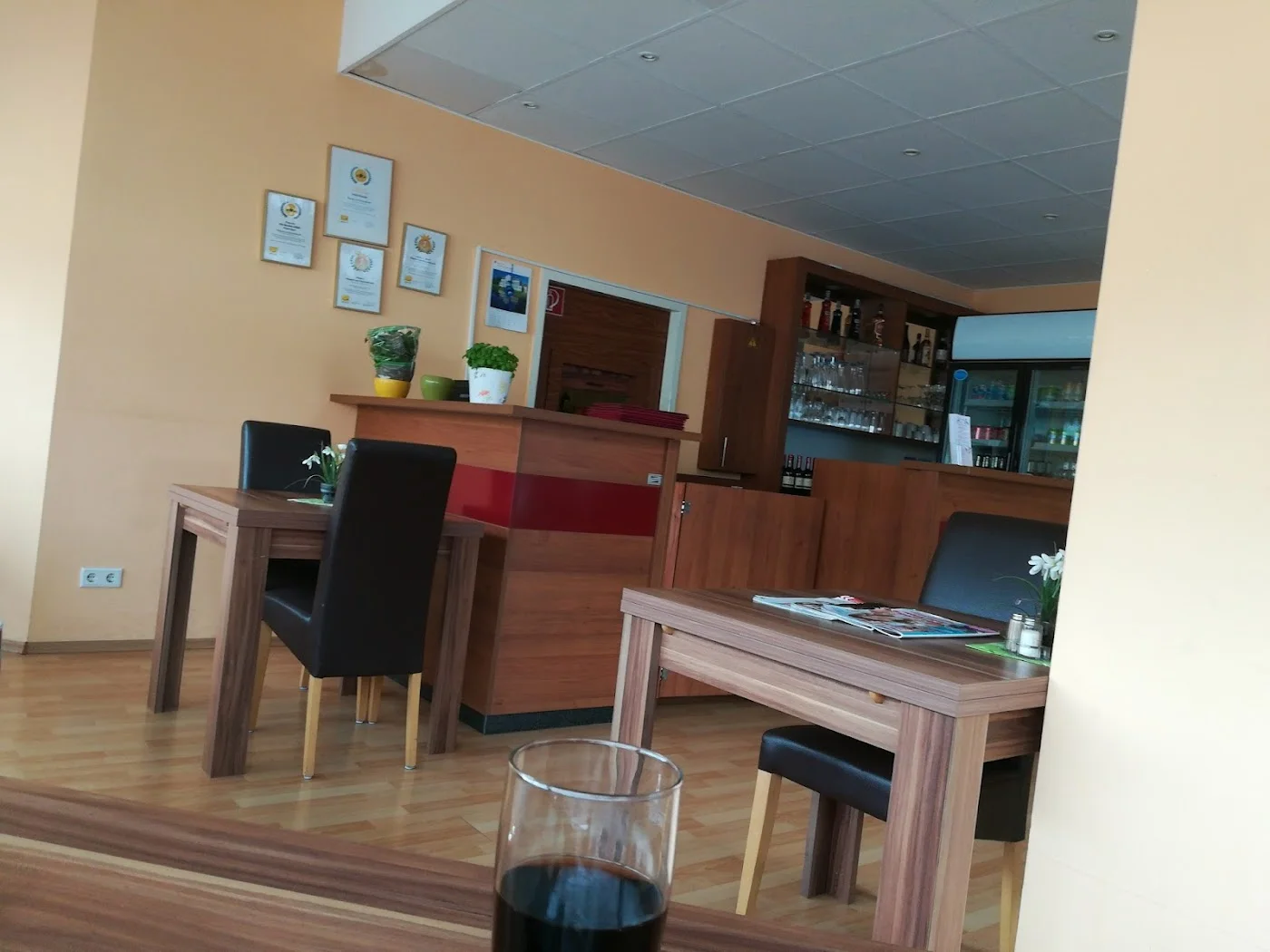 Dine‑in image