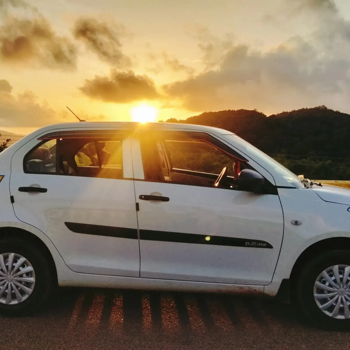 Airport transfer (to nearby airports) image