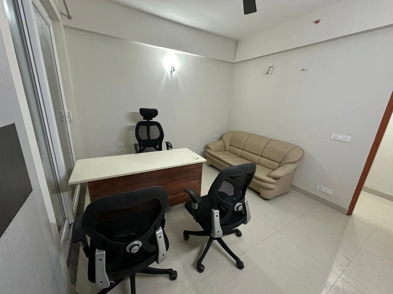 Property viewings & coordination image