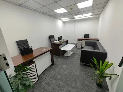 Coworking & Hot Desks image