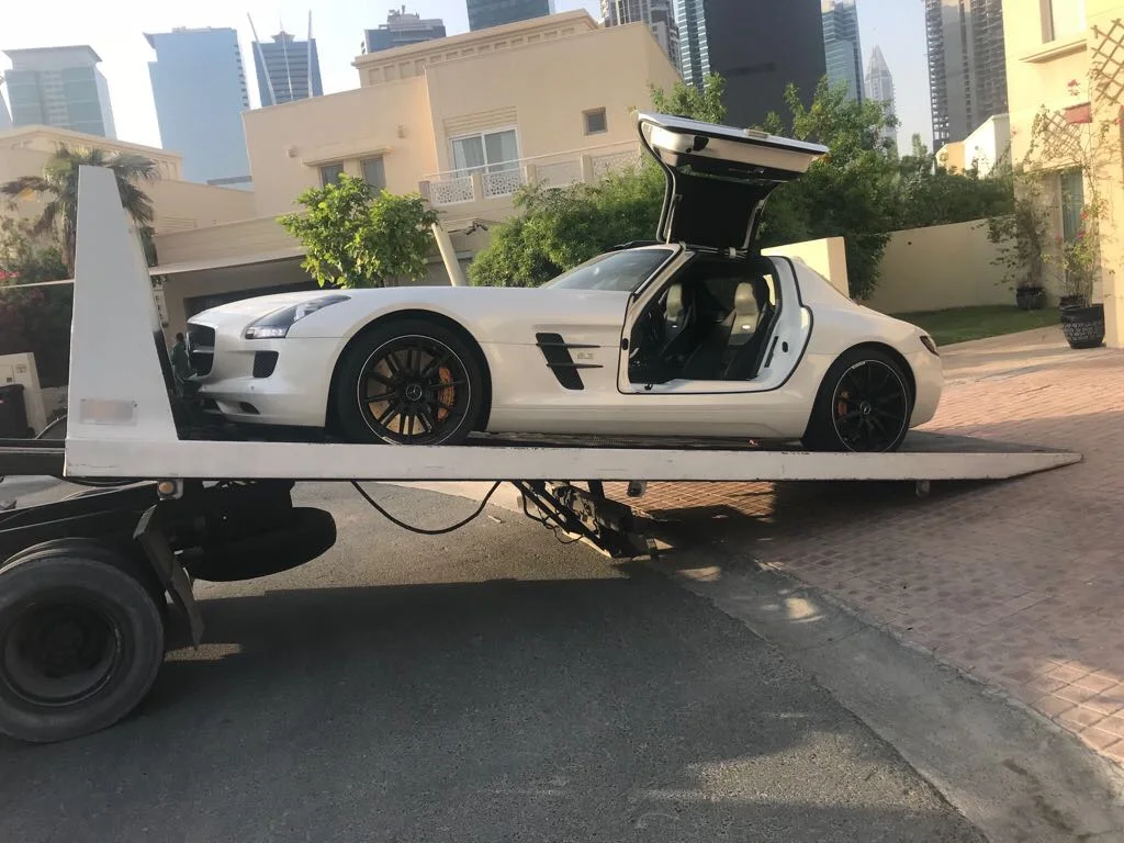 24/7 Emergency Towing image