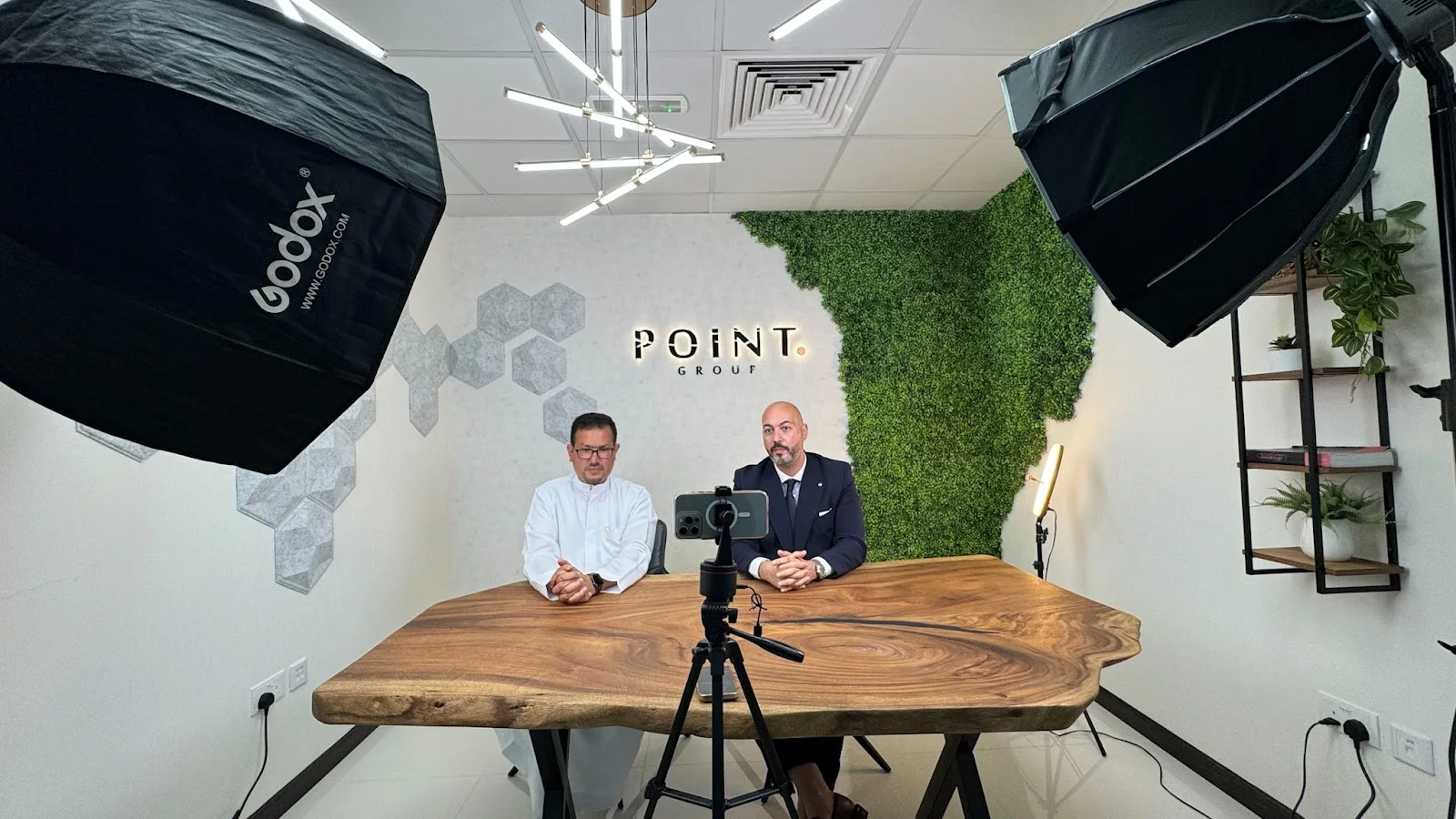 Portfolio advisory for investors image