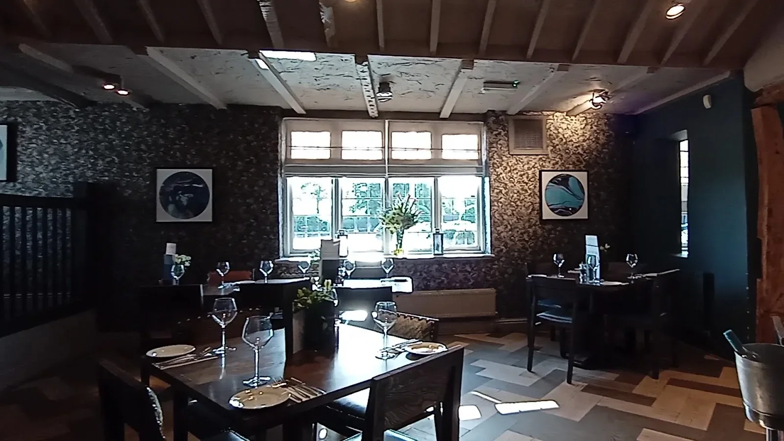 Outdoor garden dining image