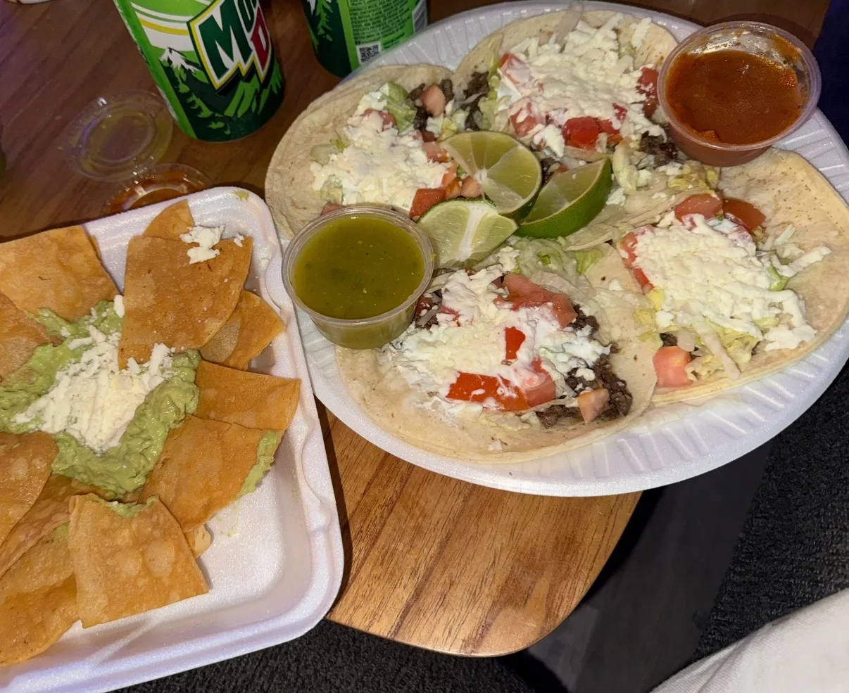 Takeout & phone orders image
