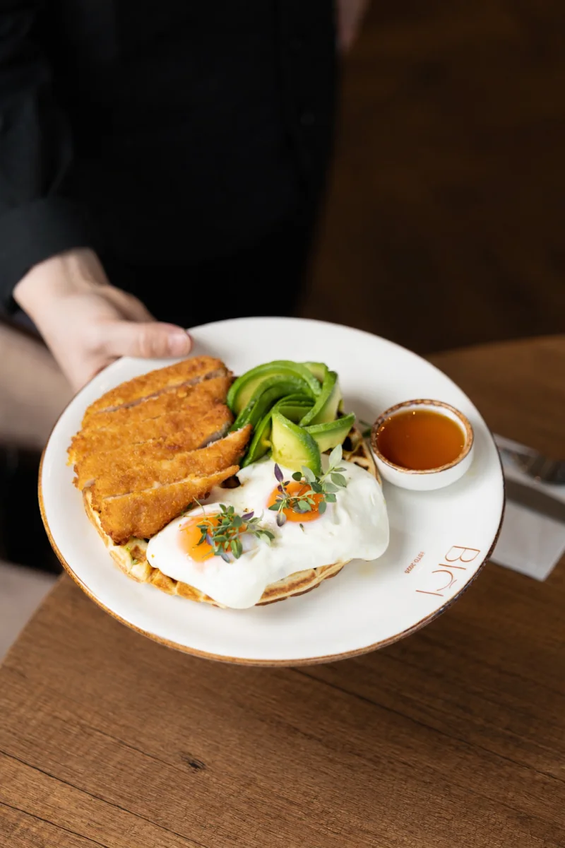 Dine-in Service image