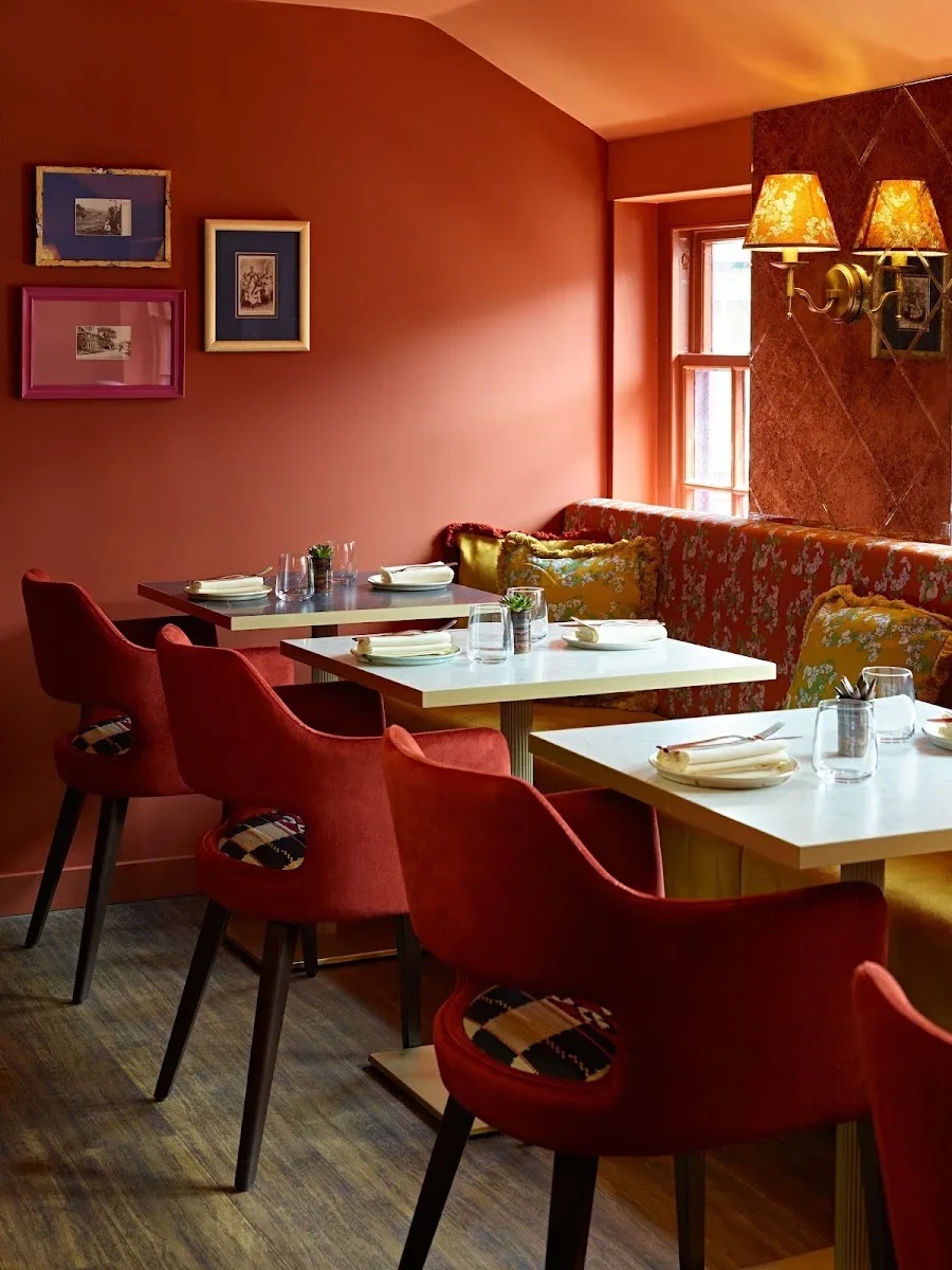 Dine-in Service image