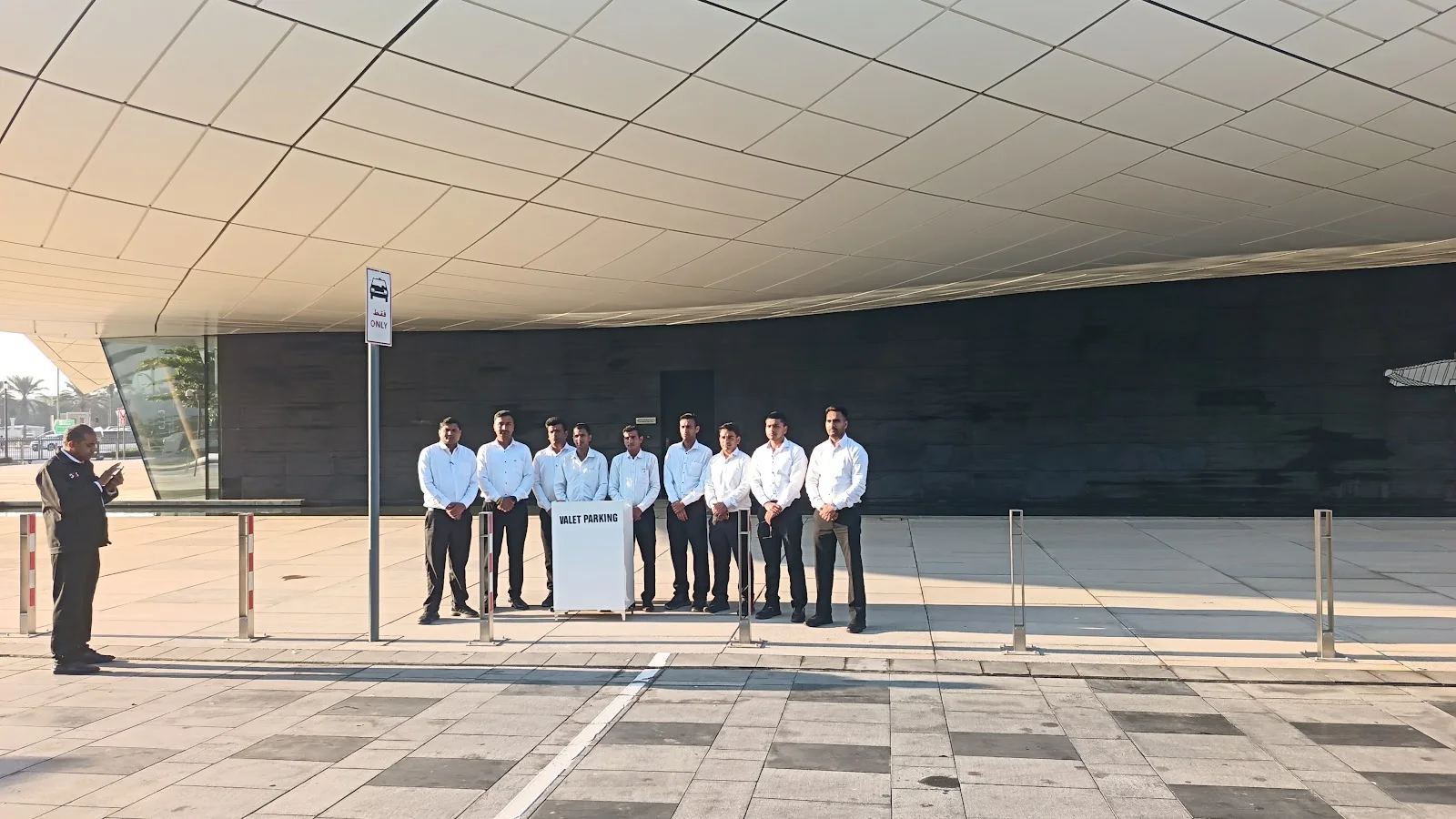 Hotel & Hospitality Valet image