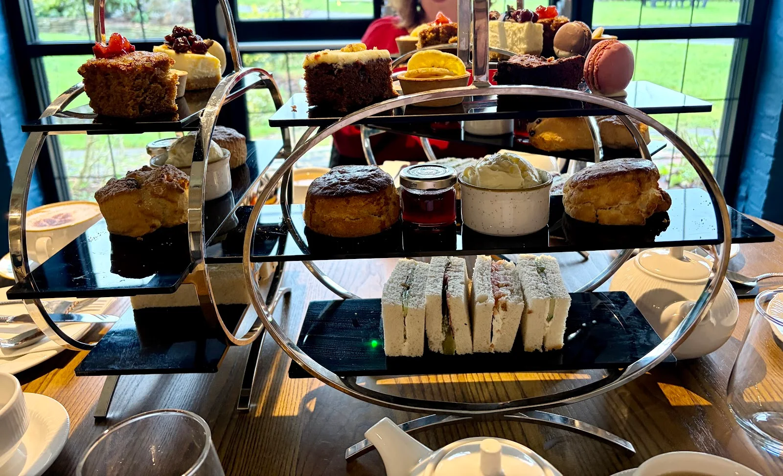 A la carte dining image