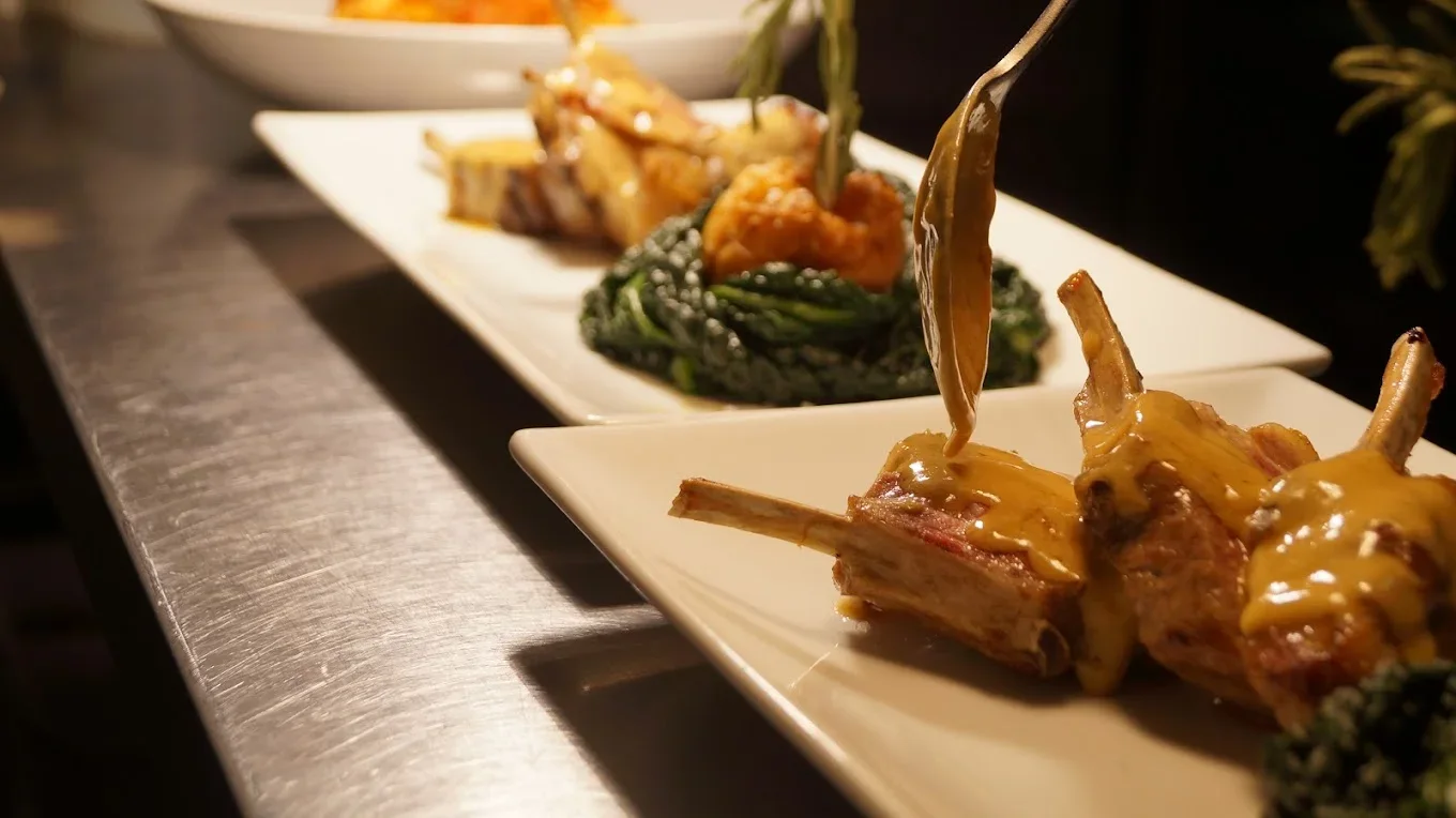Tasting menus & special menus image