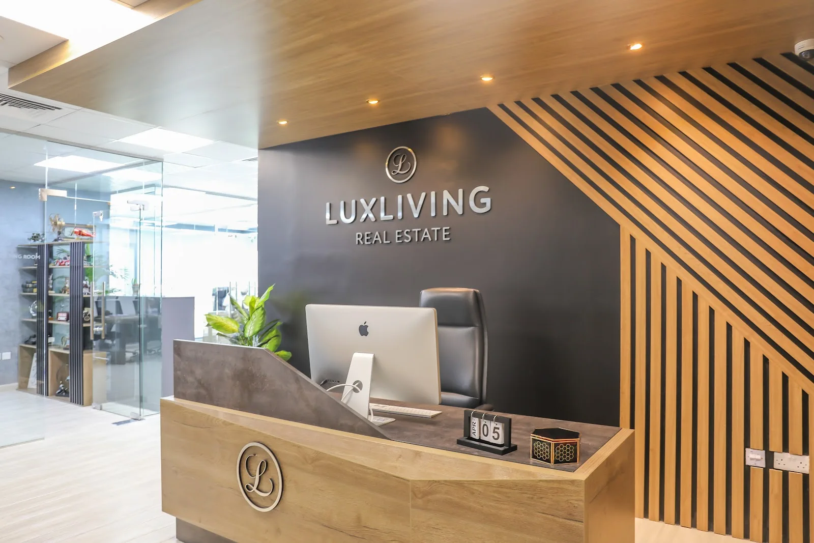 Luxury Villas image