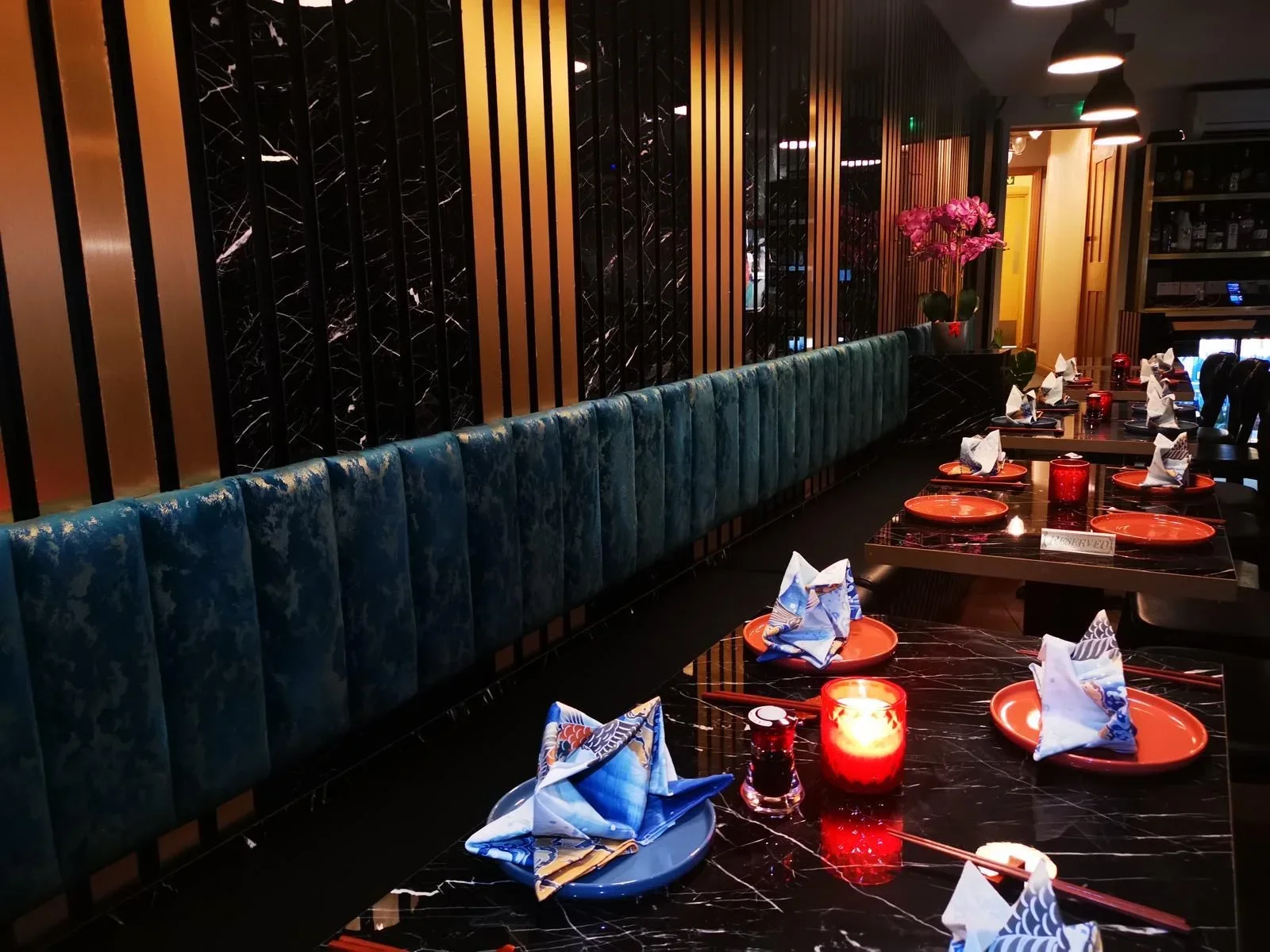 Dine-in service image