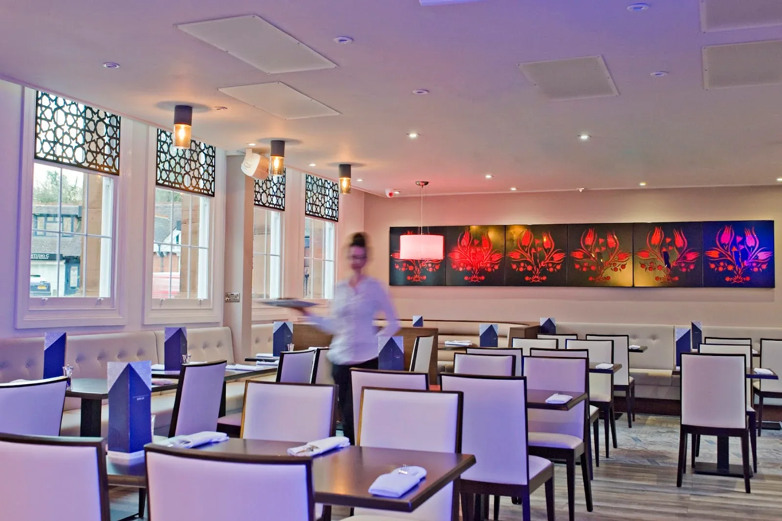 Dine-in image