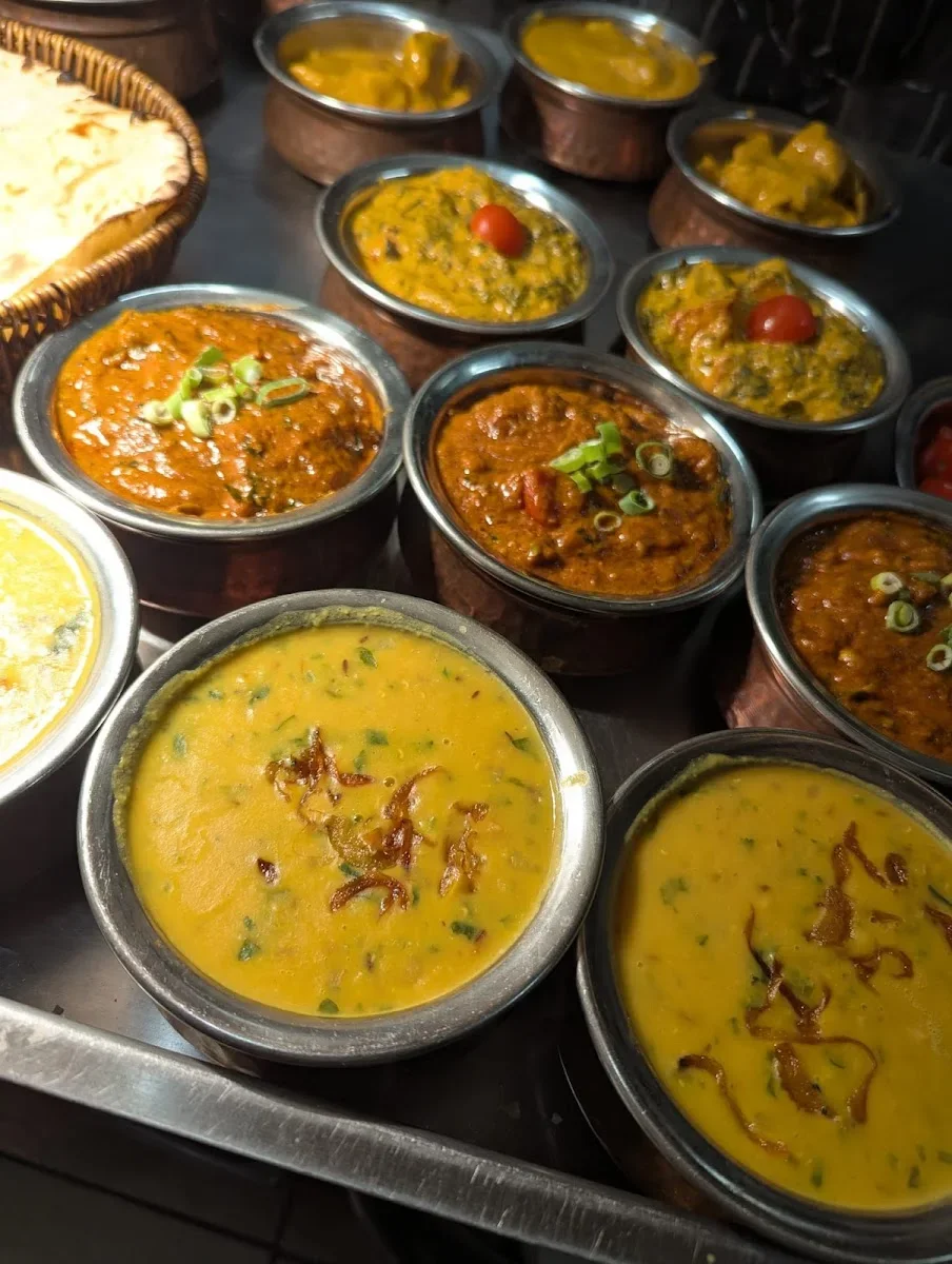 Dine-in service image