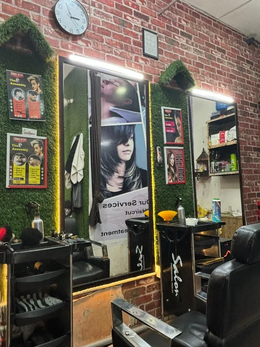 Men's Haircut & Grooming image