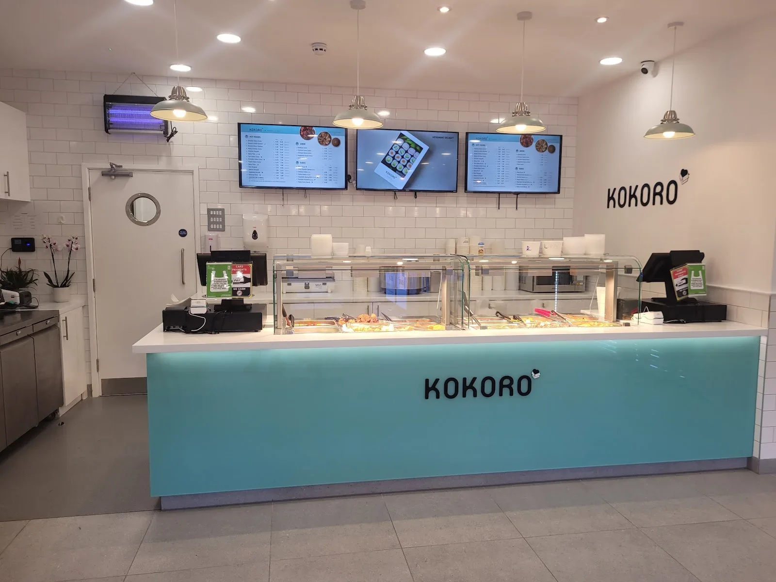 Dine-in service image