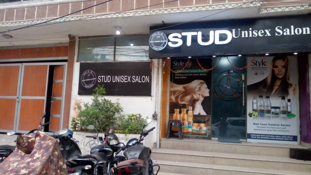 Haircut & Styling image
