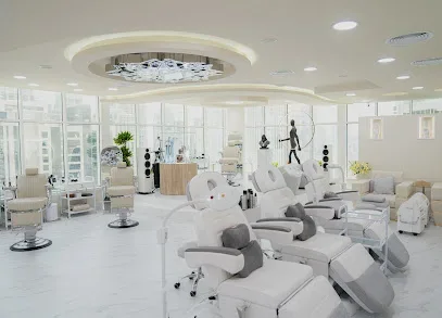 Precision Haircut image