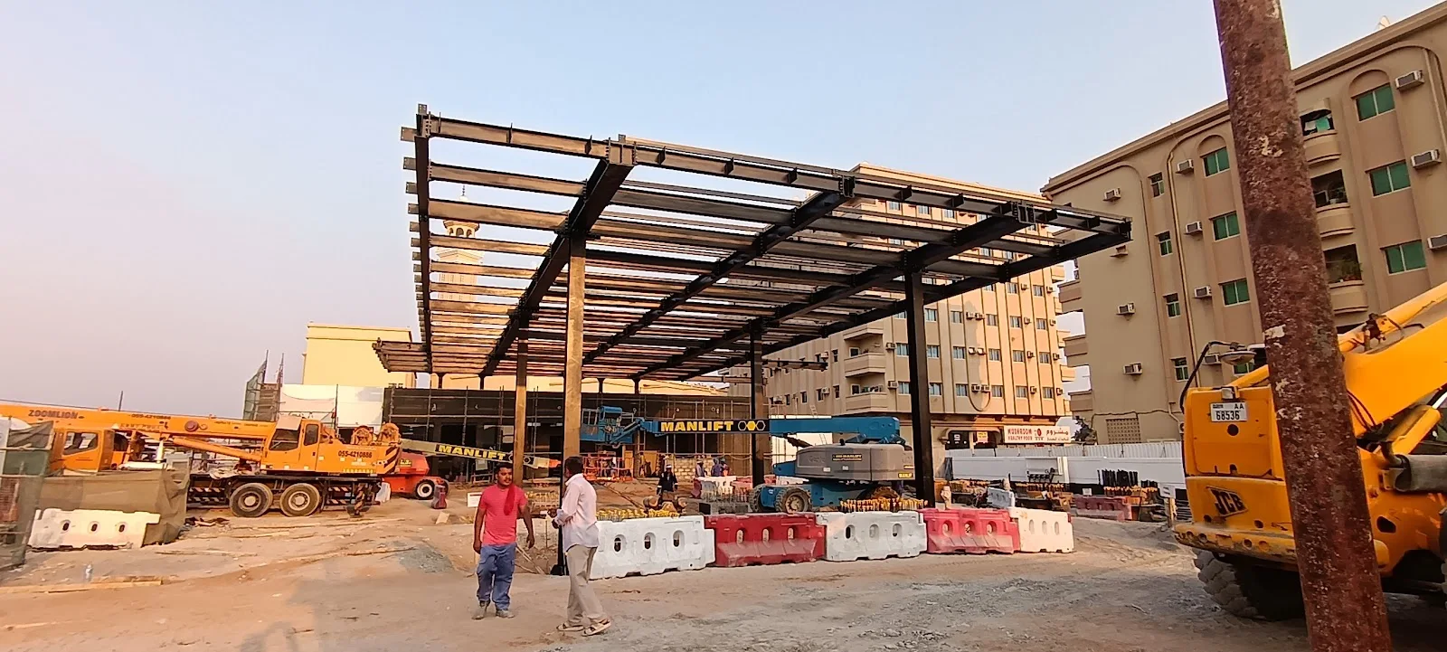 On-site erection and installation image